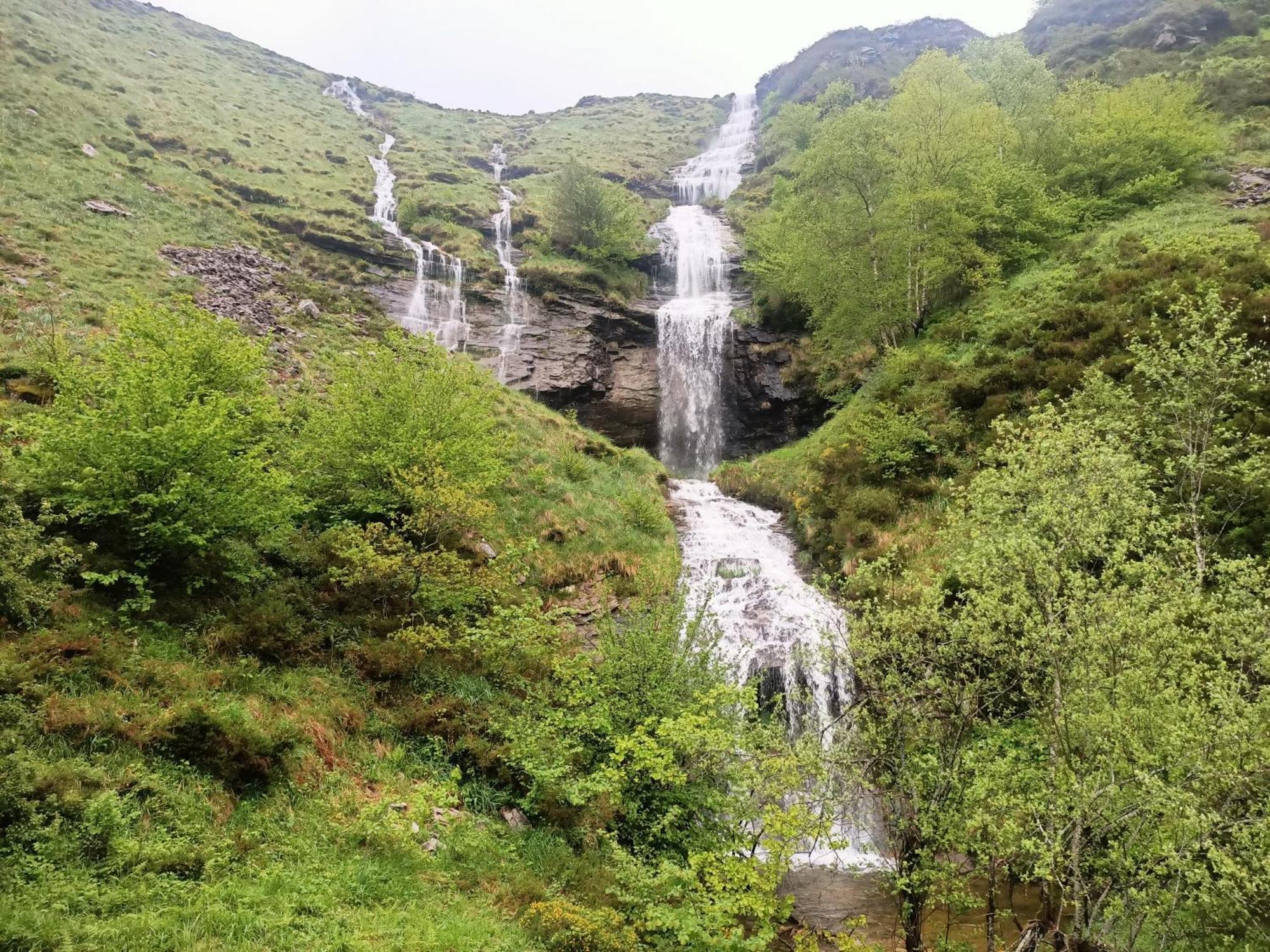 La Cabana Mirador De Los Valles Pasiegos Vega de Pas Εξωτερικό φωτογραφία
